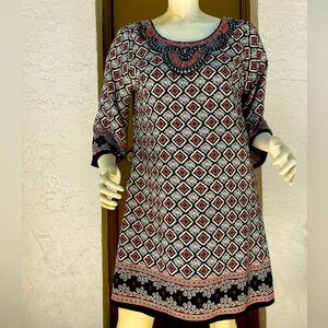 Geometric Patterned Women's Top by HARPER size L